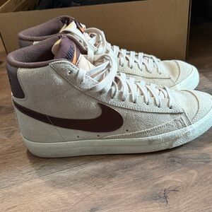 Nike Men's Sneakers - Cream and Brown women’s 10